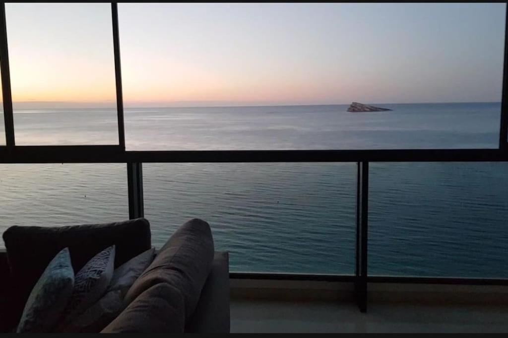 Piso 21 Unico A Pie De Playa En Esquina Daire Benidorm Dış mekan fotoğraf
